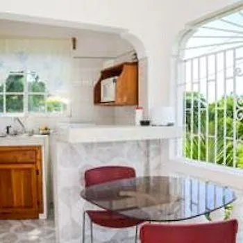 نيغريل Vanvilla Guest House